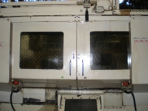 生産ライン設備　のぞき窓パネル交換作業